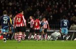 Eindhoven, 19 Maart 2008 Kompetitiewedstrijd PSV-AJAX, eindstand 0-0 
Seizoen 2007/2008
John Heitinga heeft Gomes onderuit gehaald