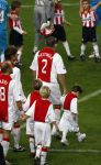 Amsterdam, 30 Januari 2008 Kompetitiewedstrijd AJAX-PSV, eindstand 0-2
Seizoen 2007/2008
John Heitinga met zijn jongste broertje Joey Heitinga