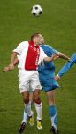 Amsterdam, 30 Januari 2008 Kompetitiewedstrijd AJAX-PSV, eindstand 0-2
Seizoen 2007/2008
John Heitinga in duel met Danny Koevermans