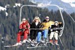 Serfaus 28 februari 2008
John v d Heuvel met zijn vrouw en kinderen op wintersport/ skivakantie.
Peter Smulders bv