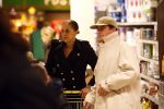 Zandvoort 19 januari 2008
Johnny Kraaykamp jr boodschappen aan het doen met zijn nieuwe vriendin Peggy Reiziger.