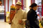 Zandvoort 19 januari 2008
Johnny Kraaykamp jr boodschappen aan het doen met zijn nieuwe vriendin Peggy Reiziger.