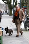 Amsterdam 26 januari 2008
Joop Braakhekke met hond aan het winkelen.
