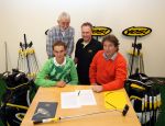 Eindhoven, 2 Mei 2008 
Contract ondertekening en Golfinstructie door Bart v d Wind en Aad v Osmet Golfpro Joost Luiten en manager Nico Luiten
Foto Peter Smulders BV te Eindhoven