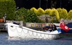 Nederhorst den Berg 21 mei 2009
Jort kelder met zijn nieuwe vriendin aan het varen in zijn boot op de vecht.
Peter Smulders bv