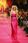 Amsterdam 2 maart 2009
Modeshow Jos Raak bij Loods 6 in Amsterdam. ex Regilio Tuur Josh
Peter Smulders bv