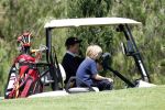 Vale do Lobo 6 mei 2008
Ronald Koeman Ronald jr Jeroen Rietbergen en Julian de Mol aan het golfen op Vale do Lobo.
Peter Smulders bv