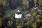 Lage Vuursche 30 augustus 2008
Kasteel Drakensteyn van koningin Beatrix is bijna klaar na de verbouwing.
Foto's gemaakt vanuit luchtballon