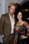 Haarlem 13 maart 2009
Premiere show Ellen ten Damme in de schouwburg van Haarlem. Katja Schuurman met haar man Thijs Romer
Peter Smulders bv