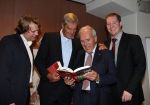 Eindhoven, 13 April 2008
Uitreiking boek PSV 1988 geschreven door Jeroen v d Berk (R ) Uitgever Jack v d Vliert ( van Uitgeverij de Boekenmaker ) Harry v Raaij en Kees Ploegsma