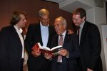 Eindhoven, 13 April 2008
Uitreiking boek PSV 1988 geschreven door Jeroen v d Berk (R ) Uitgever Jack v d Vliert ( van Uitgeverij de Boekenmaker ) Harry v Raaij en Kees Ploegsma