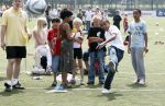Amsterdam 7 juni 2008
Magali en Dean Gorre met hun kinderen bij dag voor ADHD op de toekomst bij Ajax. Hun zoon Kenji is een groot voetbal talent en speelt bij Manchester United.
