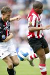 Eindhoven, 23 September 2007 Seizoen 2007/2008 Kompetitewedstrijd PSV-Feyenoord, eindstand 4-0
Kevin Hofland in duel met Jefferson Farfan