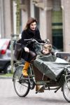 Amsterdam 14 april 2008
Kim v Kooten met zoon in bakfiets.
