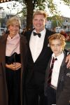 Amsterdam 5 oktober 2007
Premiere Ciske de Rat in Carre. Knut Jacobsen met zoon en moeder
