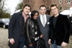 Breukelen 5 april 2008
Mercedes dealer stern presenteert nieuwe modellen bij ksteel Neijenrode. Koertjan de Bruijn Winston Post Edsilia Rombley en Arnoud Zuijdendorp bij mercedes mc Claren slr
Peter Smulders bv
