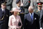 Amsterdam 21 april 2009
Koning Carl Gustav en Koningin Silvia van zweden leggen krans bij monument op de dam. Jan Peter balkenende en burgemeester Job Cohen zijn daar bij aanwezig.
Peter Smulders bv