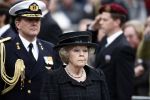 Amsterdam 4 mei 2009
Dodenherdenking op de dam met oa aanwezig Koningin Beatrix Prins Willem Alexander en prinses maxima.
Peter Smulders bv