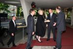 Apeldoorn, 8 Mei 2009
Speciale Herdenkingsdienst voor de slachtoffers van de ramp op Koninginnedag
Veel Politie, overal afzettingen met grote betonblokken.
Koningin Beatrix
Foto Peter Smulders