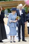 Amsterdam 9 mei 2009
Koningin Beatrix bezoekt de wijk de bijlmer ivm kunst die daar geplaatst is.
Peter Smulders bv