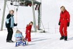 Lech 16 februari 2009
Fotosessie met de koninklijke familie in Oberlech. Koningin Beatrix Prins Willem Alexander Prinses Maxima Amalia Alexia Ariane Prins Constantijn Prins es Laurentien Claus Cazimir Eloise en  Leonore.
Peter Smulders bv