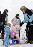 Lech 16 februari 2009
Fotosessie met de koninklijke familie in Oberlech. Koningin Beatrix Prins Willem Alexander Prinses Maxima Amalia Alexia Ariane Prins Constantijn Prins es Laurentien Claus Cazimir Eloise en  Leonore.
Peter Smulders bv