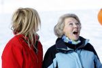 Lech 16 februari 2009
Fotosessie met de koninklijke familie in Oberlech. Koningin Beatrix Prins Willem Alexander Prinses Maxima Amalia Alexia Ariane Prins Constantijn Prins es Laurentien Claus Cazimir Eloise en  Leonore.
Peter Smulders bv
