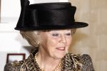 Schiphol 23 januari 2008
Opening nieuwe VIP centrum en koninklijke loge op schiphol door Koningin Beatrix.
Gerlach Cerfontaine begeleidt haar.