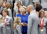 Den Haag 27 augustus 2008
De Olympische medaille winnaars van Peking op het bordes bij Koningin Beatrix. Aanwezig oa Anky v Grunsven Maarten v d Weijden Inge Dekker Marianne Vos Naomi v As Fatima de Moreiro Melo, anky v Grunsven Deborah Gravenstijn...
Peter Smulders bv