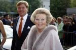 Utrecht 28 april 2009
Pieter v Vollenhoven viert zijn 70e verjaardag in het Beatrix theater in Utrecht. Koningin Beatrix
Peter Smulders bv