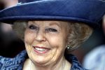 Amsterdam 29 februari 2008
Koningin Beatrix opent expositie  over koninklijke familie in amsterdams historisch museum.