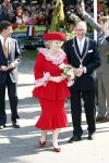 Apeldoorn 30 april 2009
Koninginnedag 2009 in apeldoorn met Koningin Beatrix Pieter v Vollenhoven Prinses Margriet Maxima Prins Willem Alexander Prins Constantijn Prinses Laurentien Prinses Mabel Prins Friso Prins Maurits Prinses Marilene Prins Pieter Christiaan Prinses Anita Prins Floris een zwangere Prinses Aimee en Prinses Annette. s middags probeerde een dwaas een aanslag te plegen op de koninklijke familie waarbij meerdere doden vielen.
Peter Smulders bv