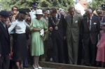 Eersel, 30 April 1977
Prins Beatrix samen met Prins Claus v Amsberg op bezoek bij de gemeente Eersel. Verder op de foto burgemeester Hans v Agt