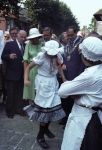 Eersel, 30 April 1977
Prins Beatrix samen met Prins Claus v Amsberg op bezoek bij de gemeente Eersel. Verder op de foto burgemeester Hans v Agt