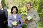 Lisse 22 april 2009
Prinses maxima en koningin Silvia van Zweden in de keukenhof.
Peter Smulders bv