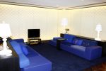Schiphol 23 januari 2008
Opening nieuwe VIP centrum en koninklijke loge op schiphol door Koningin Beatrix.
Gerlach Cerfontaine begeleidt haar.