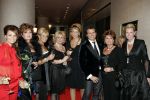 Amsterdam 28 november 2005
Beau Monde awards in het hilton.
Leontine Borsato en Leco v Zadelhoff Estelle Gullit Carolien Tensen Yvonne Brandsteder Christine Kroonenberg en Monique Collignon