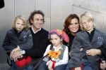 Amsterdam 6 oktober 2007
Leontine Marco Jada Senna en Luca Borsato bij de premiere van de Kabouter Plop film in de amsterdam arena Pathe.