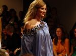 Amsterdam 2 maart 2009
Modeshow Jos Raak bij Loods 6 in Amsterdam. Lieke v Lexmond met bolhoedje
Peter Smulders bv
