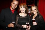 Amsterdam 21 april 2008
Presentatie musical Piaf bij restaurant le Garage. Liesbeth List Geert Hoes Daphne Flint Esther Roord jan elbertse en Ara Halici.
Peter Smulders bv