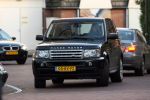 Laren 12 januari 2008
Linda de Mol boodschappen doen in Laren met haar nieuwe range rover.