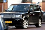 Laren 12 januari 2008
Linda de Mol boodschappen doen in Laren met haar nieuwe range rover.