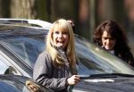 Laren 14 april 2008
Opnames Gooische vrouwen  met Linda de Mol Susan Visser Tjitske Reidinga en Alex Klaasen. Ze rijden in Gooische vrouwen met Linda de Mol haar porsche cabrio.
