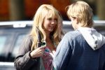 Laren 14 april 2008
Opnames Gooische vrouwen  met Linda de Mol Susan Visser Tjitske Reidinga en Alex Klaasen. Ze rijden in Gooische vrouwen met Linda de Mol haar porsche cabrio.