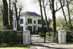 Huizen Craailo 18 april 2009
Huis van Linda de Mol.
Peter Smulders bv