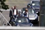 Amsterdam 22 mei 2009
Linda de Mol en haar vriend Jeroen Rietbergen gaan kijken voor een nieuwe porsche 911 cabrio.
Peter Smulders bv