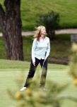 Vale do Lobo 24 februari 2008
Linda de Mol golfend met haar nieuwe vriend Jeroen Rietbergen op vale do lobo  waar Linda een huis heeft.
Peter Smulders bv