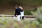Vale do Lobo 24 februari 2008
Linda de Mol golfend met haar nieuwe vriend Jeroen Rietbergen op vale do lobo  waar Linda een huis heeft.