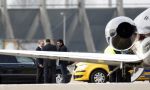 Schiphol 15 maart 2008
Lionel Ritchie arriveert met een prive vliegtuig op schiphol oost. Mike Dobbinga ontvangt hem.
Peter Smulders bv