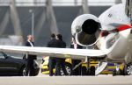 Schiphol 15 maart 2008
Lionel Ritchie arriveert met een prive vliegtuig op schiphol oost. Mike Dobbinga ontvangt hem.
Peter Smulders bv